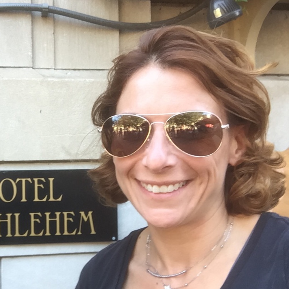 Meet your Posher, Nicole
